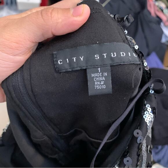 City Studio Black Silver Sequin Mini Dress With Train Formal Prom Homecoming - Picture 4 of 6